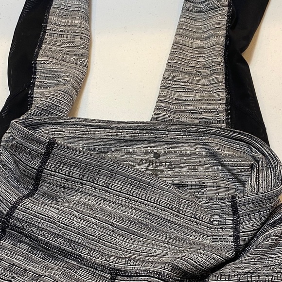 Athleta Pants - Athleta Monochrome Patterned Leggings